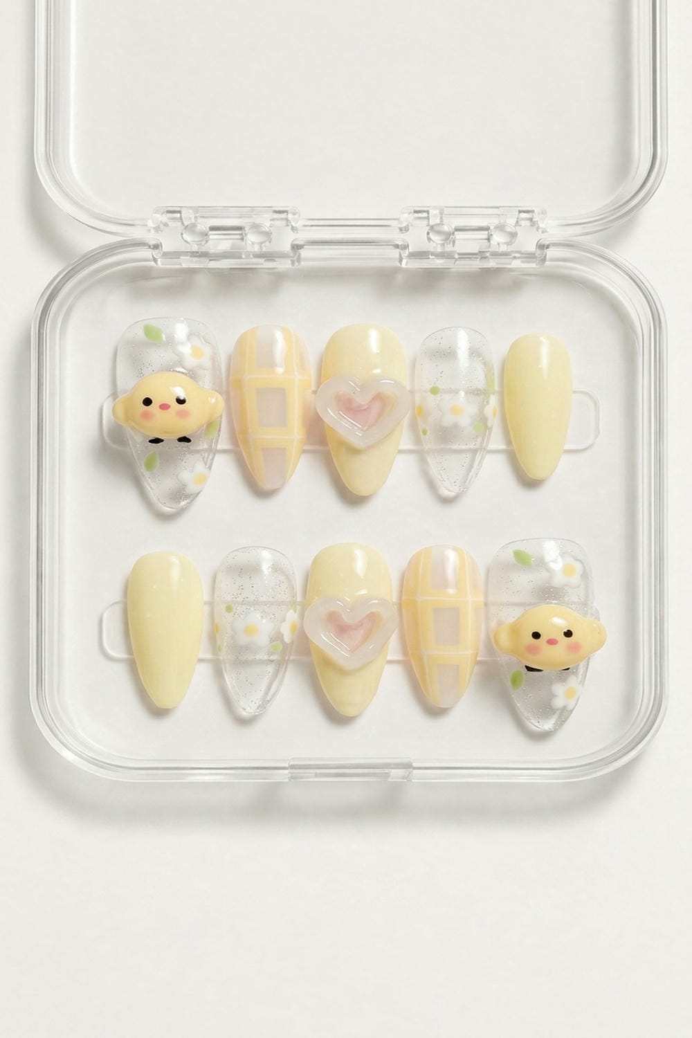 Yellow Daisy Heart Press-On Nails