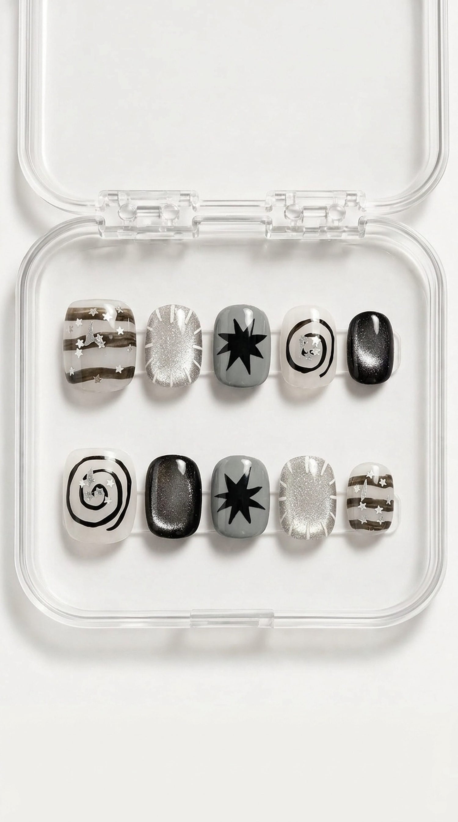 Black Star Short Press-On Nails