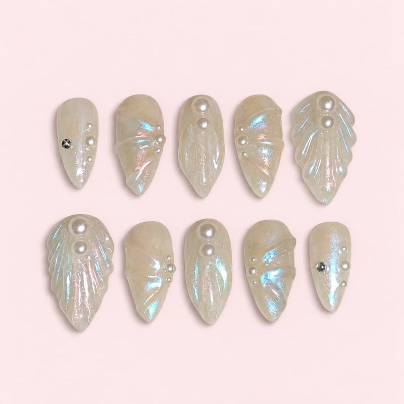 Angel Wing Round Press-On Nails — Sculpted Feather Pleats