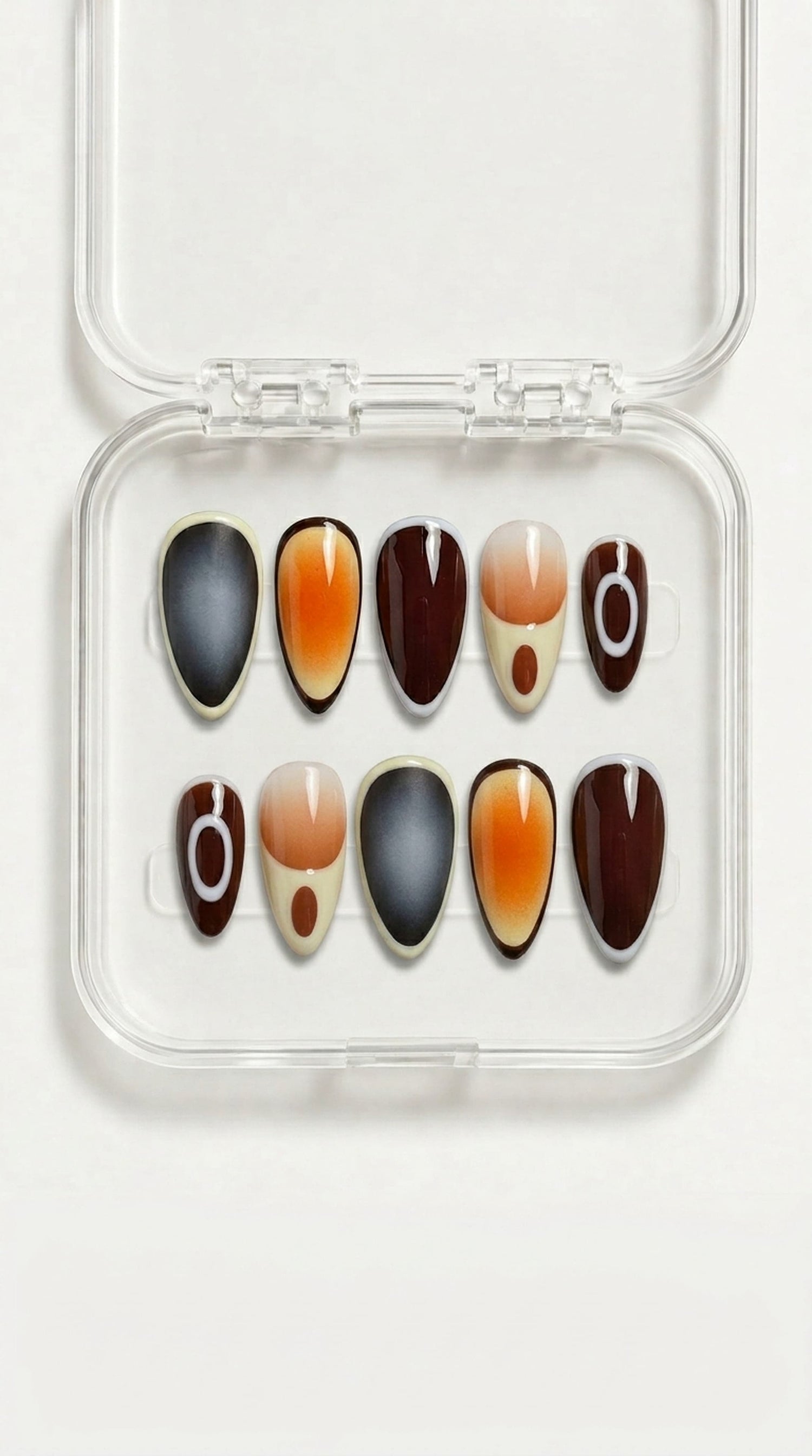 Autumn Retro Cat Eye Almond Nails
